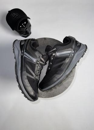 Кросівки the north face