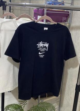 Футболка stussy × nike