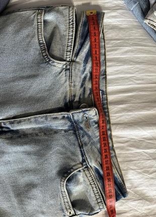Широкие джинсы 2 одинаковых с разрезами на поясе светлые голубые и голубые прямые клеш весна осень m 46 25 268 фото