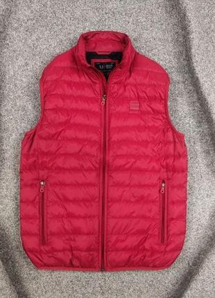 Оригінальна чоловіча жилетка на пуху armani jeans red ultra light down classic vest