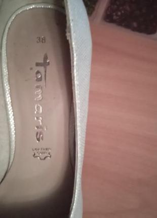 Шикарные брендовые туфли серебристого цвета 38 . стелька 24 см кожа2 фото
