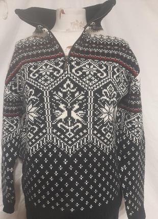 Свитер,шерсть