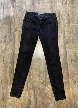 Джинсы