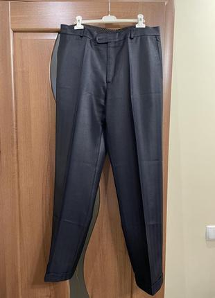 Мужской костюм uomo lardini черного цвета 52 размер