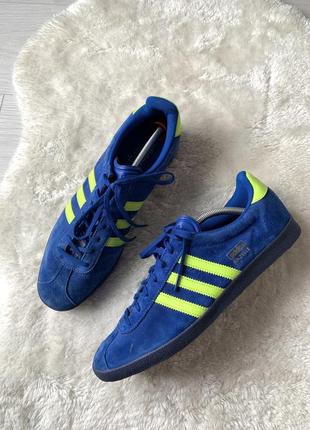 Футбольные кроссовки adidas gazelle оригинал