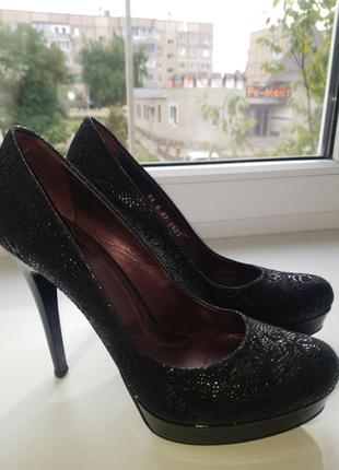 Полностью кожаные итальянские туфли