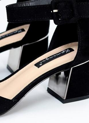 Sale практичные женские черные босоножки на каблуке летние эко-замша лето8 фото