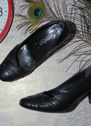 Туфли женские из натуральной кожи