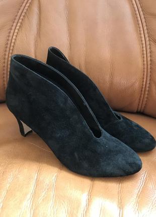 Ботиночки из натуральной замши