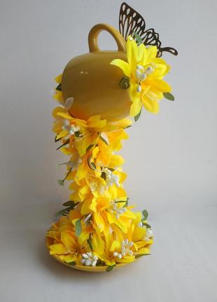 Сувенир декор статуэтка подарок летающая чашка цветы букеты розветы подарок сувенир статуэтка8 фото