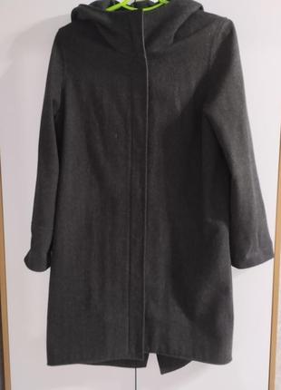 Шерстяное черное женское пальто прямого кроя2 фото