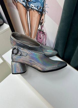 Эксклюзивные туфли из итальянской кожи женские на каблуке4 фото
