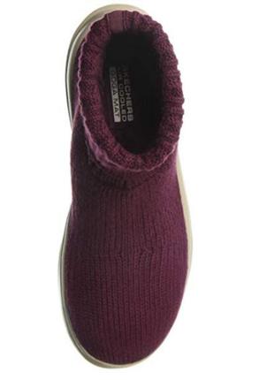 Крутые кроссы от skechers, размер 39.5