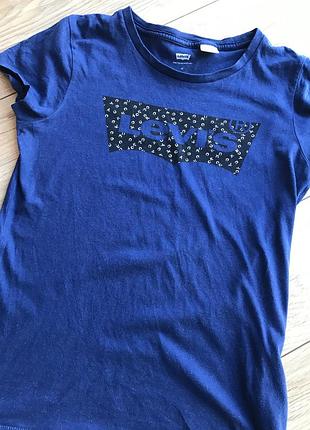 Фирменная футболка levi’s синего цвета