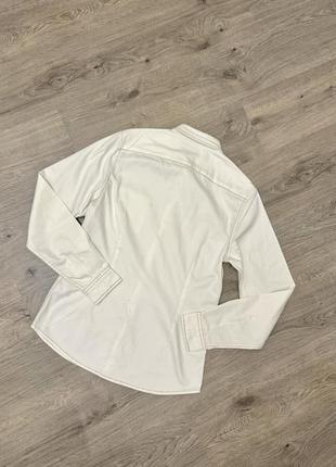 Белая молочка бежевая рубашка с контуром4 фото