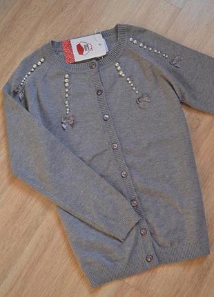 Фирменный реглан на пуговицах