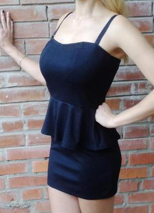 Маленькое чёрное платье с баской м (s)1 фото