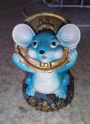 Статуетка мишка з грошиками.1 фото