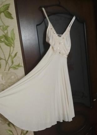 Платье на выход, на выпуск, расшито, 42 рр, молочное1 фото