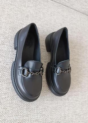 Туфли лоферы женские легкие черные маломерят