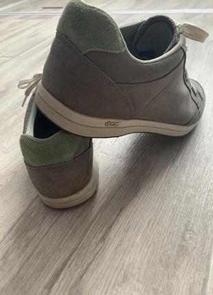 Кеди на підошві vibram