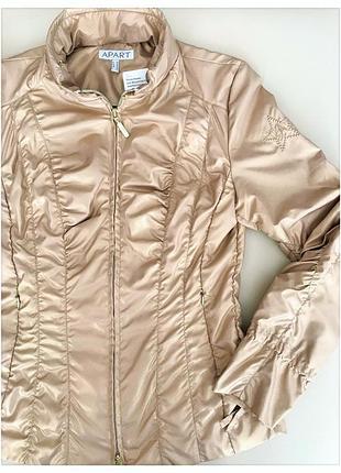Скидка!!!женская ветровка цвета шампань с золотистым отливом бренда apart
