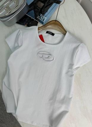 Белая классическая футболка от бренда diesel4 фото