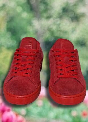 Красные замшевые кроссовки. puma suede classic сcasual emboss.  размер 37.2 фото