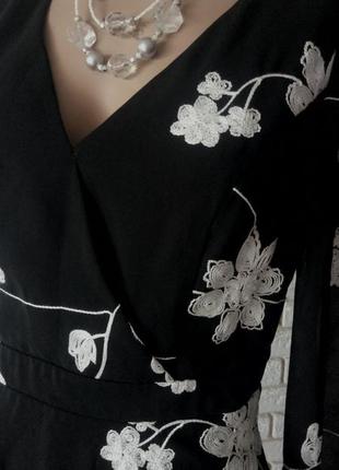 Шикарное шифоновое платье с вышивкой на подкладке, вышиванка 12/40 lipsy3 фото