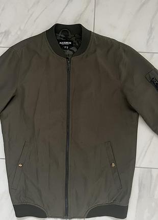 Куртка бомбер весна pull &amp; bear 2
