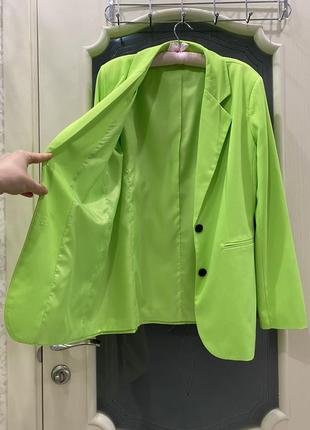 Яркий пиджак на подкладке7 фото