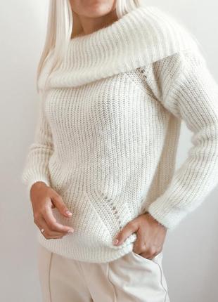 Мягенький светрик