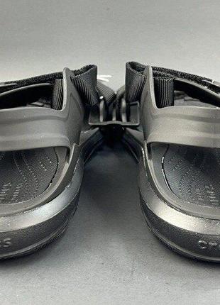 Крокс сандалі аквашузи чорні crocs swiftwater expedition sandal black/black8 фото