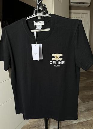 Стильна футболкa від celine