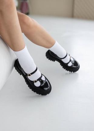 Туфли лаковые черные на платформе5 фото