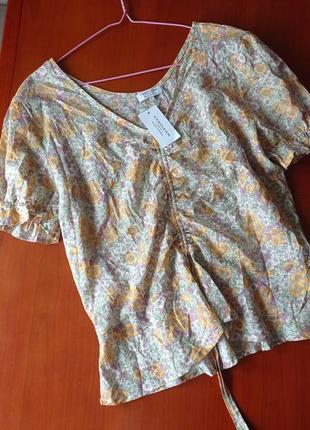 Натуральна котонова блуза/топ з квітковим принтом  у пастельних тонах💛💚🧡 бренд cerulean by blue diamond💎2 фото