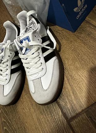 Кеди adidas