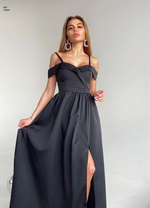 Класична чорна сукня з костюмки