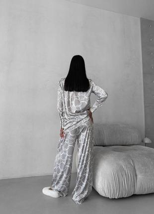 Жіноча брендова піжама шовк туреччина сорочка і штани з принтом7 фото