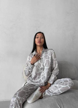 Жіноча брендова піжама шовк туреччина сорочка і штани з принтом5 фото