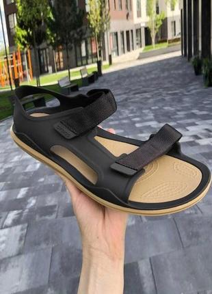 Крокс сандалі аквашузі коричневі crocs mens swiftwater expedition sandal espresso/tan1 фото