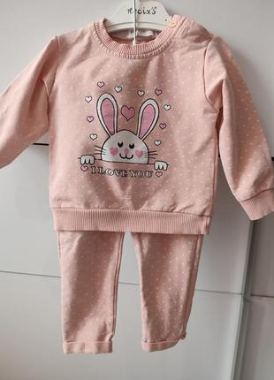 Костюм для дівчинки