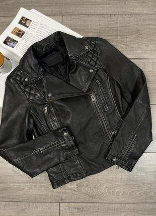 Оригинальная кожаная куртка косуха allsaints black cargo biker jacket5 фото