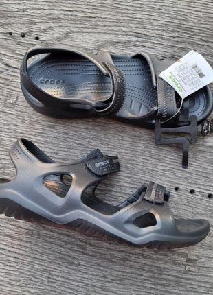 Крокс сандалі аквашузи чорні crocs swiftwater river sandals black/black10 фото