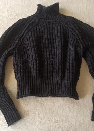 Чёрный свитер крупной вязки под горло h&m