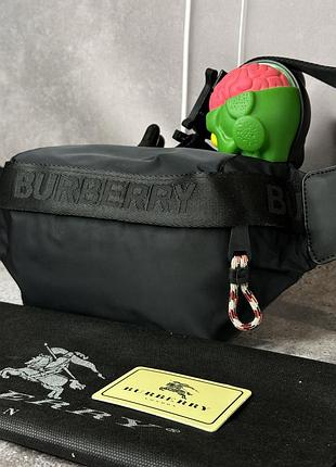 Бананка burberry чорна поясна сумка чоловіча / жіноча
