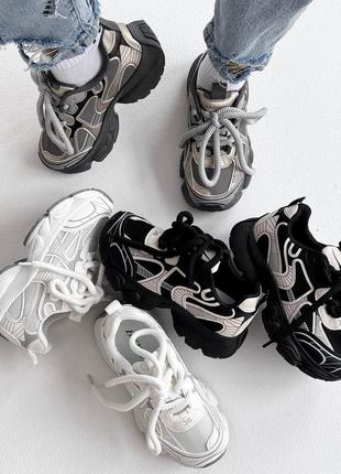 Драйвові кросівки
колір: чорний + беж
екошкіра + взуттєвий текстиль9 фото
