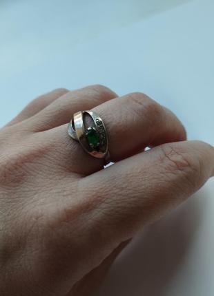 Серебряная кольца с золотой накладкой и камушками2 фото