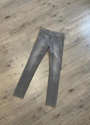 Серые джинсы cheap monday4 фото
