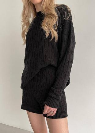 Вязаный свитер косичка 3